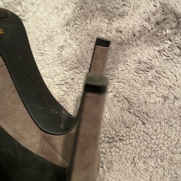 Jessica Simpson heels-gray - Picture 4 of 5